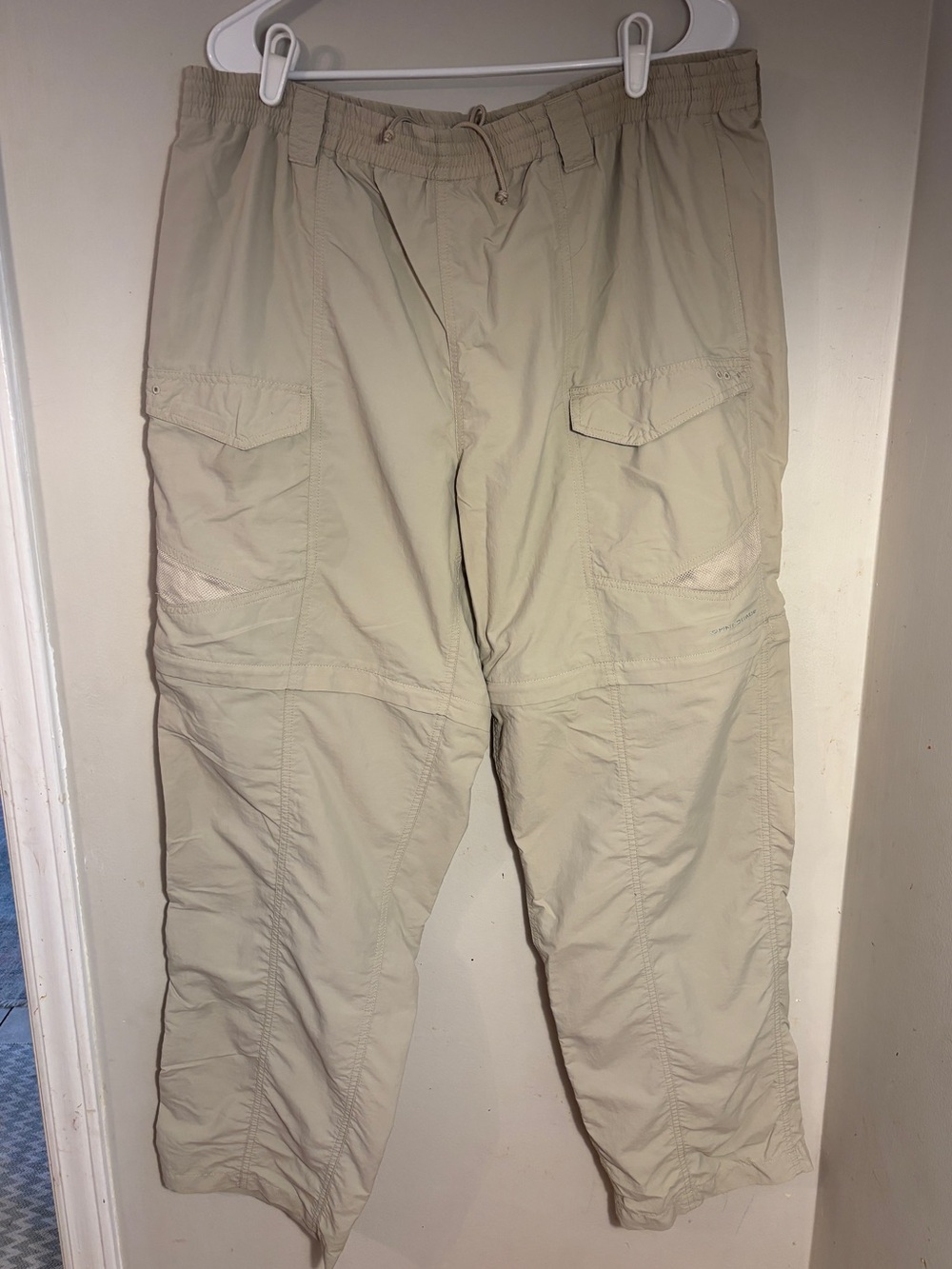 Columbia PFG Omni-Shade Fishing Pants Men’s XL 32L Beige Vented Quick Dry Cargo
